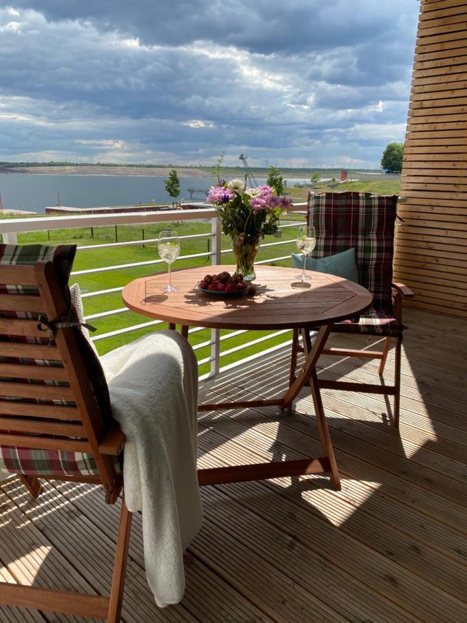 Modernes Apartment am Hafen mit Seeblick Grossraeschen Exterior foto